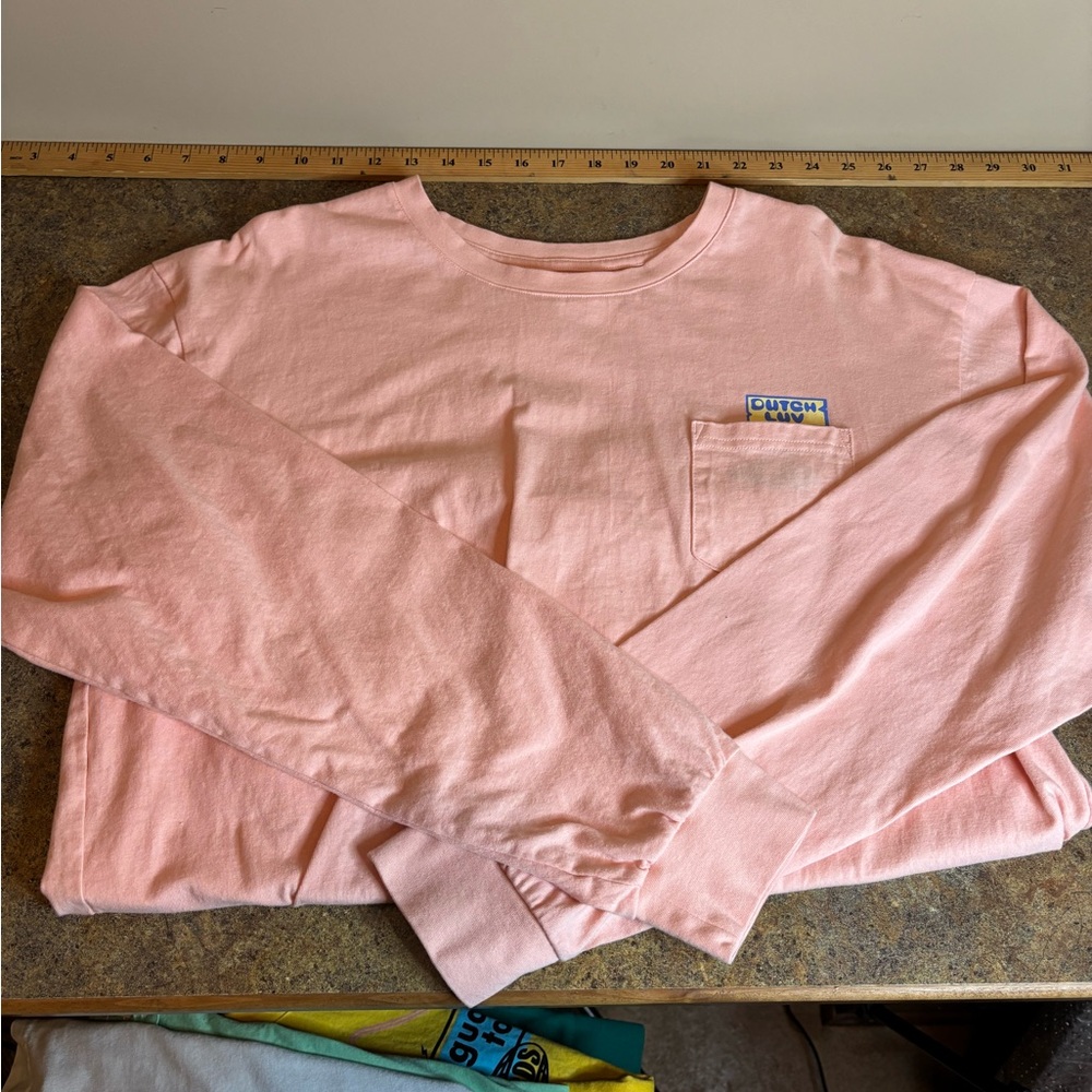 Dutch Bros Men’s large Long Sleeve Shirt
